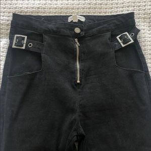High waisted buckle jeans